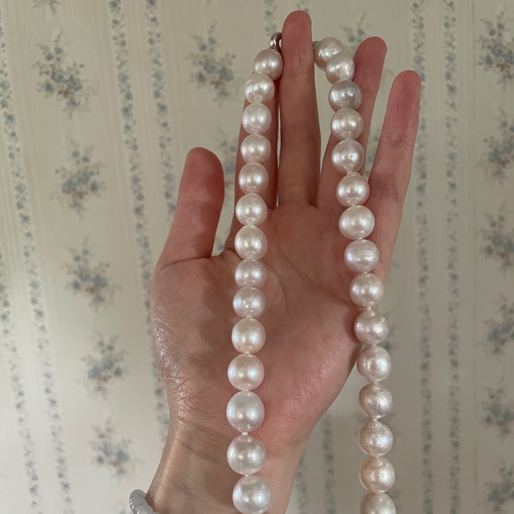 COPY - Fresh Water Baroque Pearl necklace 10-11mm